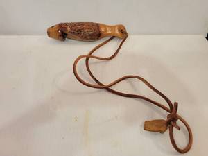 lot 41 image: Hand-Carved Fish Call (Novelty but Great Wood Carving)