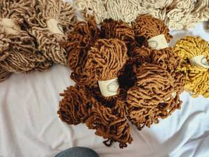 48 Skeins English Wool