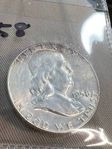 1958 FRANKLIN HALF DOLLAR UNC