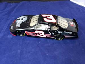 lot 33 image: 2003 Dale Earnhardt Foundation #3 Monte Carlo by Action Performance Companies