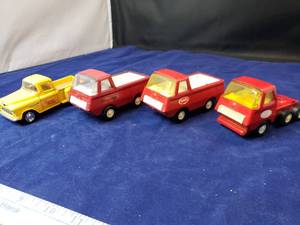 lot 40 image: 3 Small Tonka Trucks and 1955 Chevy by Kintoy