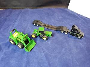 lot 106 image: Small John Deere Toys