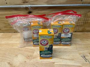 lot 62 image: ARM & HAMMER Lot of 8 Boxes of Cat Litter Deodorizer (1 LB each)