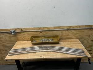 lot 97 image: WINGITS 60 Chrome Oval Shower Rod 6 Bow