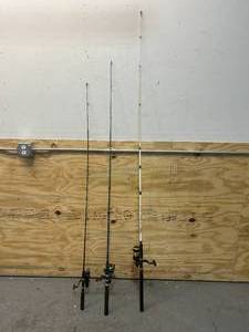 lot 77 image: Lot of 3 Fishing Rods