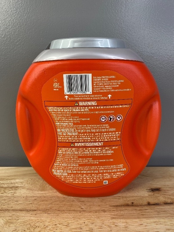 lot 166 image: Brand New 61 Count Tide 4 in 1 Ultra Oxi Liquid Laundry Detergent Pods 