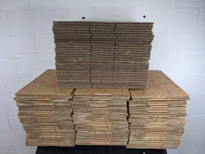 lot 402 image: An Assortment of Cardboard Boxes