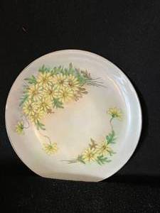 lot 39 image: Decorative Dishes and Souvenir Spoons