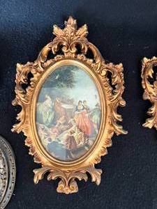 lot 28 image: Vintage Brass & Gold Colored Frames