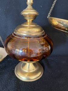lot 34 image: Vintage Apothecary Scale
