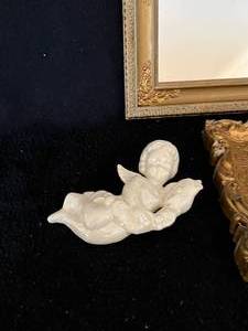 lot 44 image: Ornate Brass Colored Mirrors and Angel Figurines