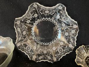 lot 51 image: Cut Glass Platters and Serving Bowl