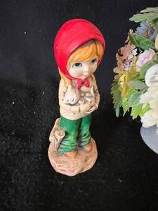 lot 85 image: Vintage Girl and Boy Figurine, Faux Floral Bouquet