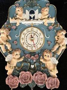 lot 86 image: Vintage Blue Wall Clock