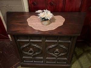 lot 101 image: Vintage Zenith RecordRadio Entertainment Console