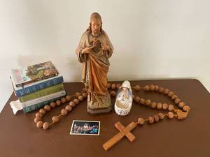 lot 116 image: Wooden Wall Rosary, Jesus Statue, Mother Mary Decor & More