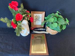 lot 178 image: Vintage Home Decor Items Bird Framed Wall Art, Hanging Faux Plant and More