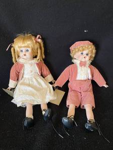 lot 214 image: 2 Vintage Dream Dolls