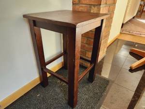 Small Lamp Table