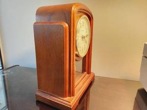 Mantle Clock