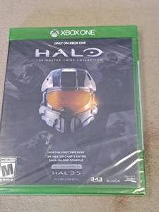 lot 1121 image: Microsoft Xbox One Halo - The Master Chief Collection Game