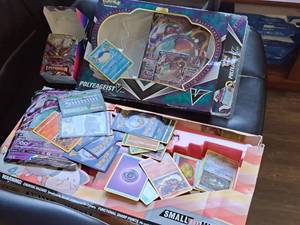 lot 1102 image: Lot of  Pokemon Trading Card Game Cards