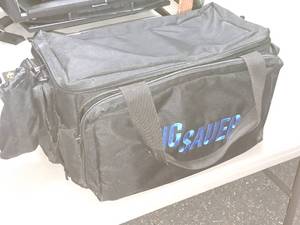 lot 196 image: Sig Sauer 22 GunAmmo Bag