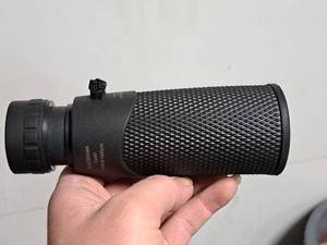 lot 200 image: Barska Blackhawk Spotting Scope 10x40