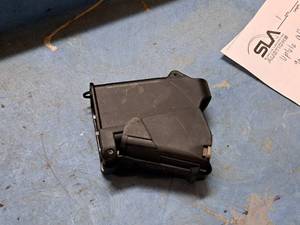 lot 211 image: UpLULA Pistol Mag. Loader & Unloader