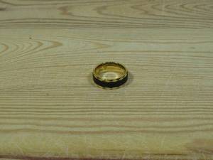 lot 93 image: Invicta Jewelry Mens Stainless Steel Gold Color Carbon Fiber Inlay Ring Size 10