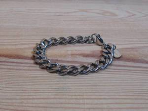 lot 123 image: Invicta Jewelry Mens 11mm Stainless Steel Polished Curb Chain Bracelet, 7.75