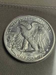 1944-D US WALKING LIBERTY HALF DOLLAR UNC