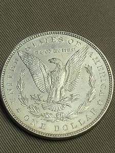 1885 US MORGAN SILVER DOLLAR AU