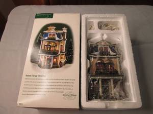 Department 56 Dickens Village Seri...