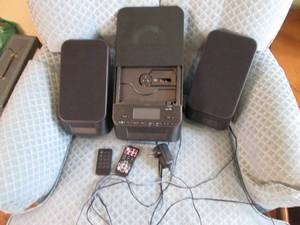 One Mini CD stereo coming with 2-sp...