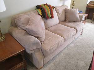 Nice tan Microfiber 3-cushion couch...