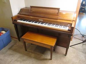 Vintage Baldwin Wood encased Vintag...