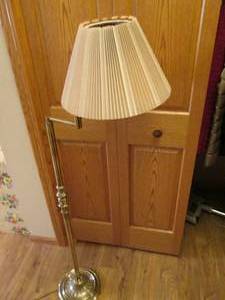 4 12 foot brass base floor lamp wi...