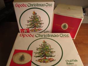 Assortment of Spode Christmas Tre...