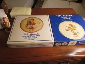 Goebel M.J. Hummel collectible figu...