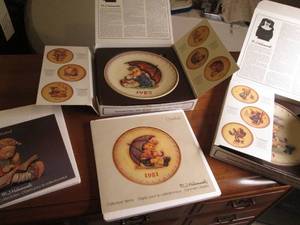 Goebel M.J. Hummel Collectible Annu...