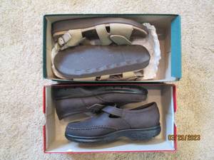 Womens size 8 Dexter leather Walkm...