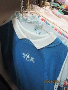 Womens assorted shirtstops, sizes...