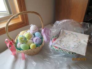 Easter baskets, decor and doilies...