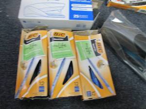 lot 8 image: 3 Pks Bic Blue Round Stic Pens, Swi...
