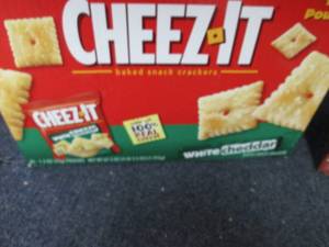 lot 53 image: 1.5 oz Bags CheezIts White Cheddar,...