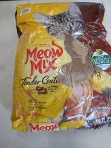 lot 119 image: 13.5 lb Bag Meow Mix...