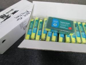 lot 189 image: 2 Boxes of 12 Simply Done Heavy Dut...