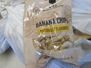 lot 193 image: 24- 4.0 oz Bags Banana Chips past d...