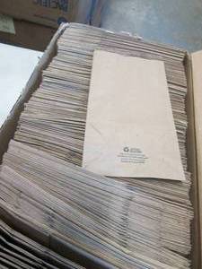 lot 198 image: Box of Recycled Natural Lunch Bags...